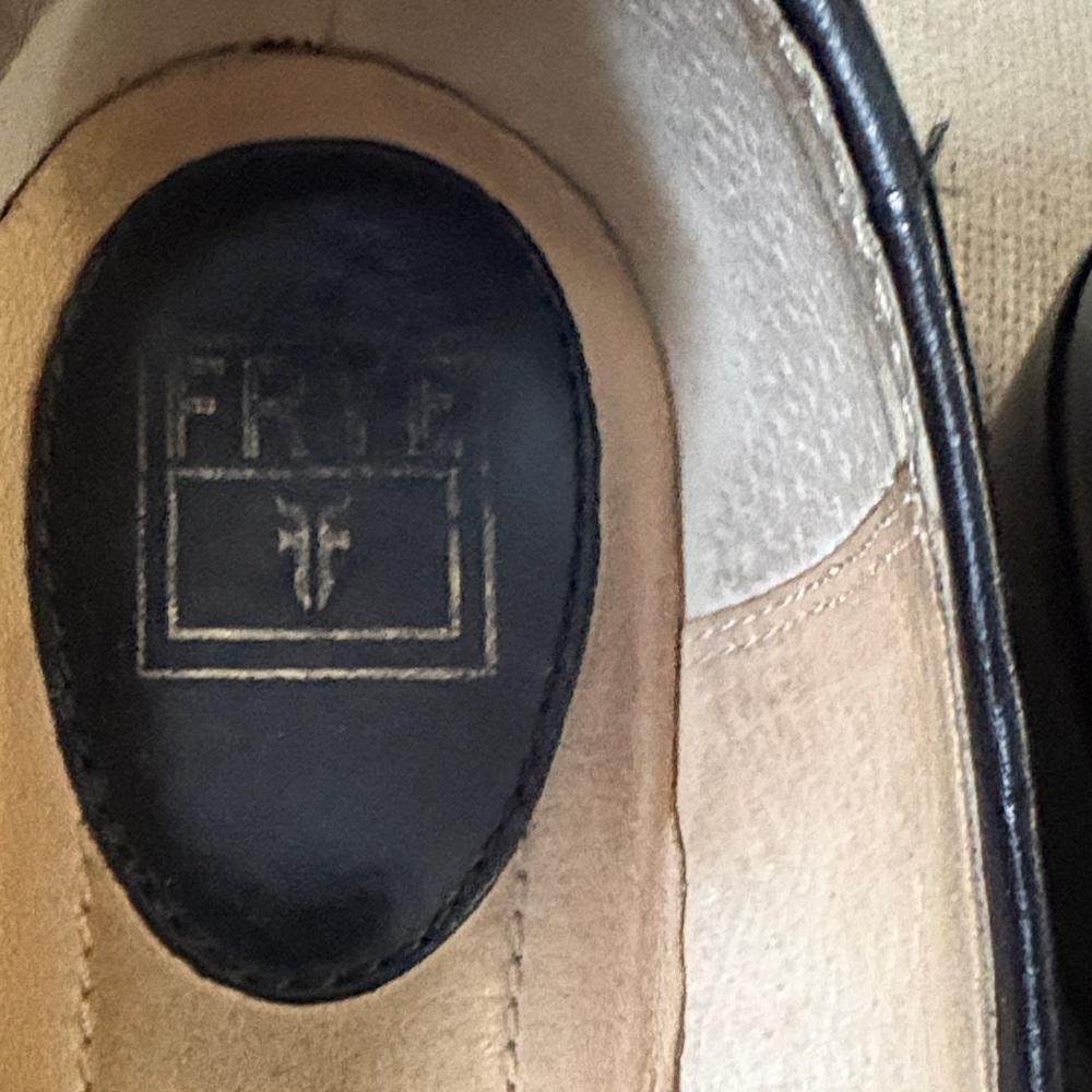 Frye Classic Black Leather Point Toe Flat Loafers - Picture 4 of 9